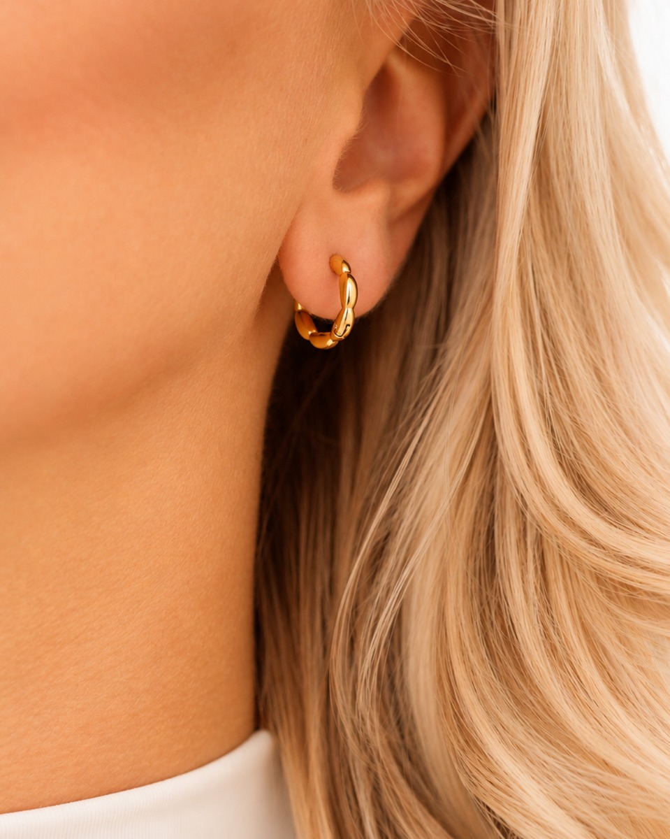 Gouden oorringetjes vintage