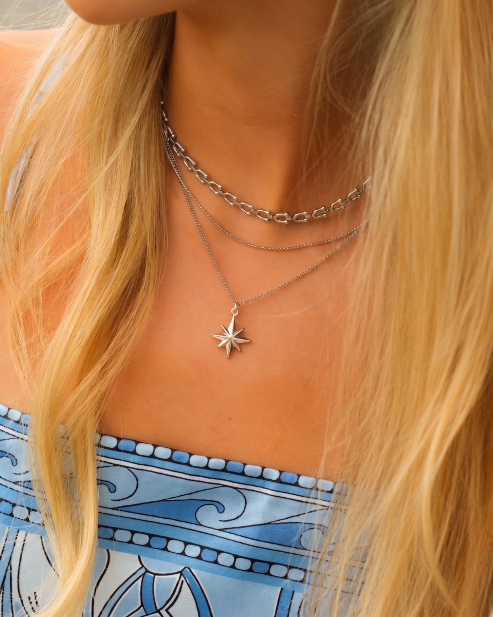 Zilveren necklaceparty met ster