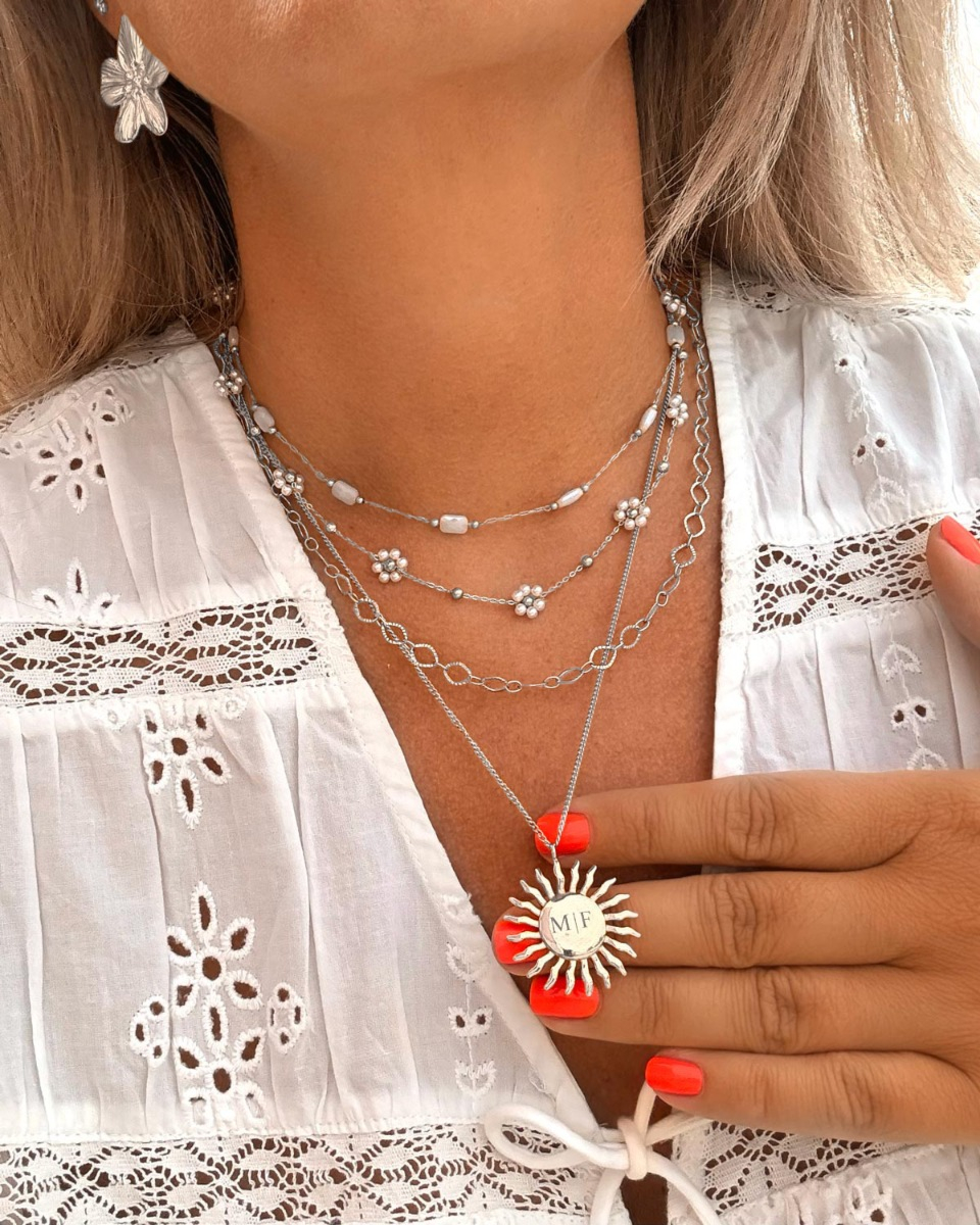 Zilveren necklaceparty zomers