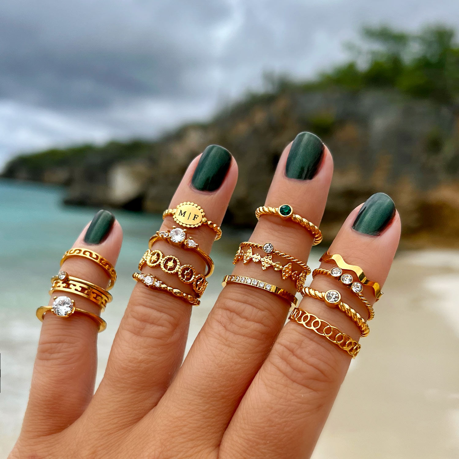Mix van gouden ringen
