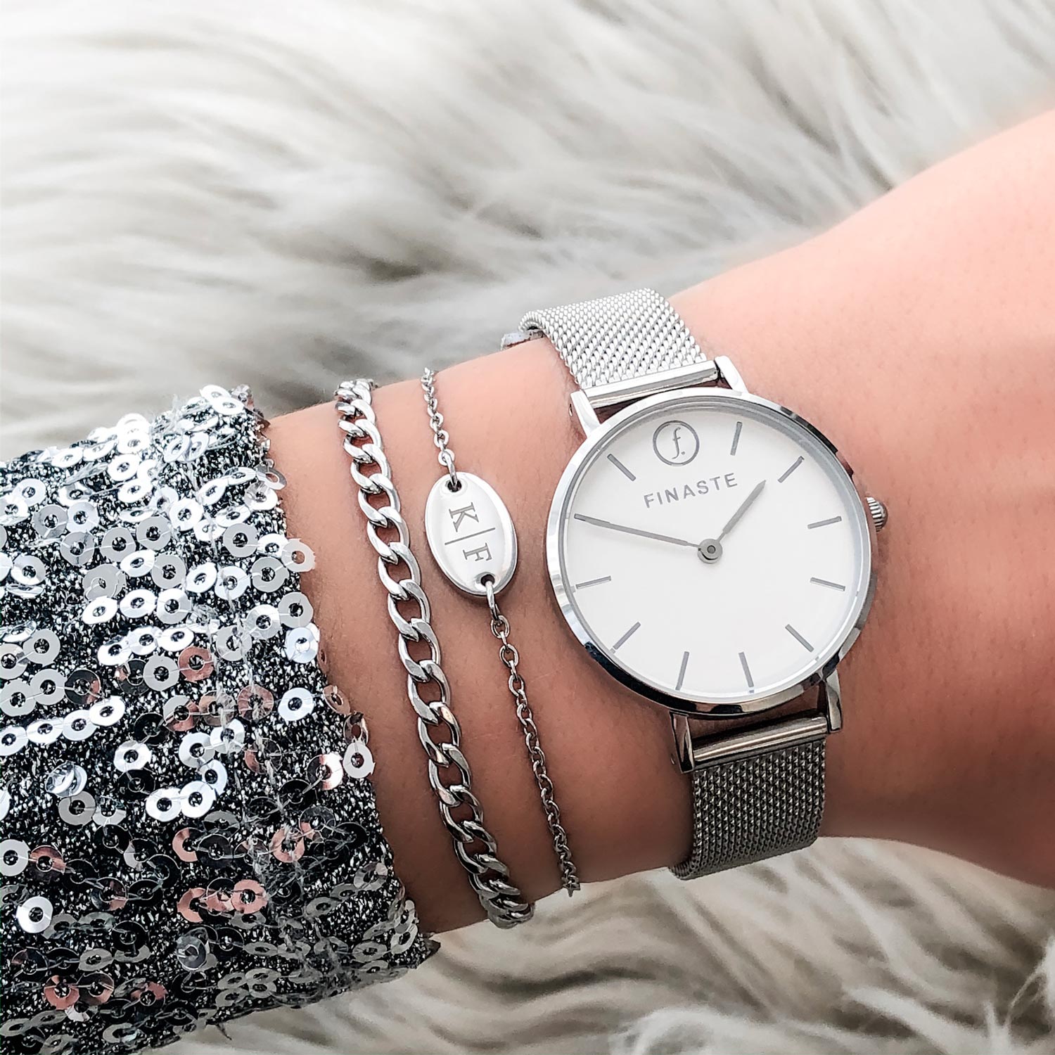zilveren basis armbanden met zilver horloge en glitter top