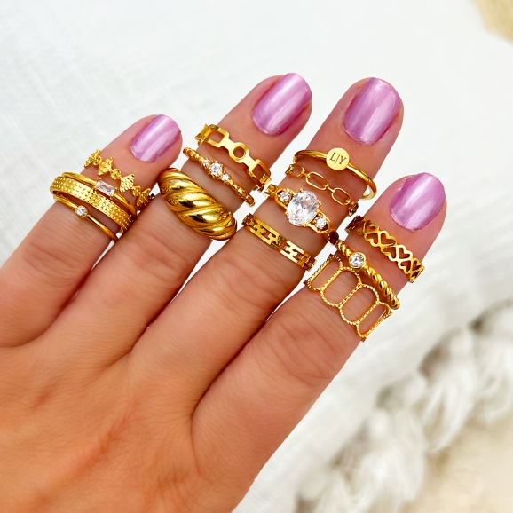 Ringen om vingers goud