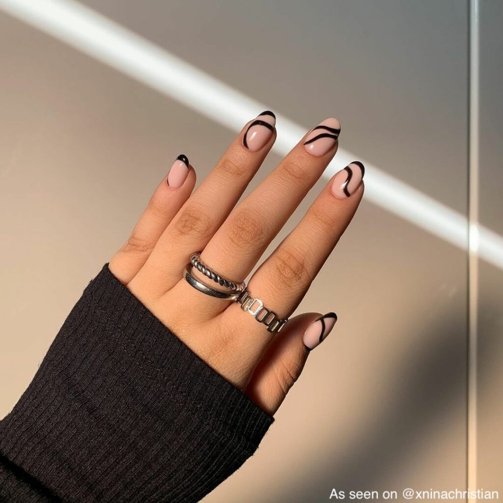 zilveren ringen met nagellak met printje