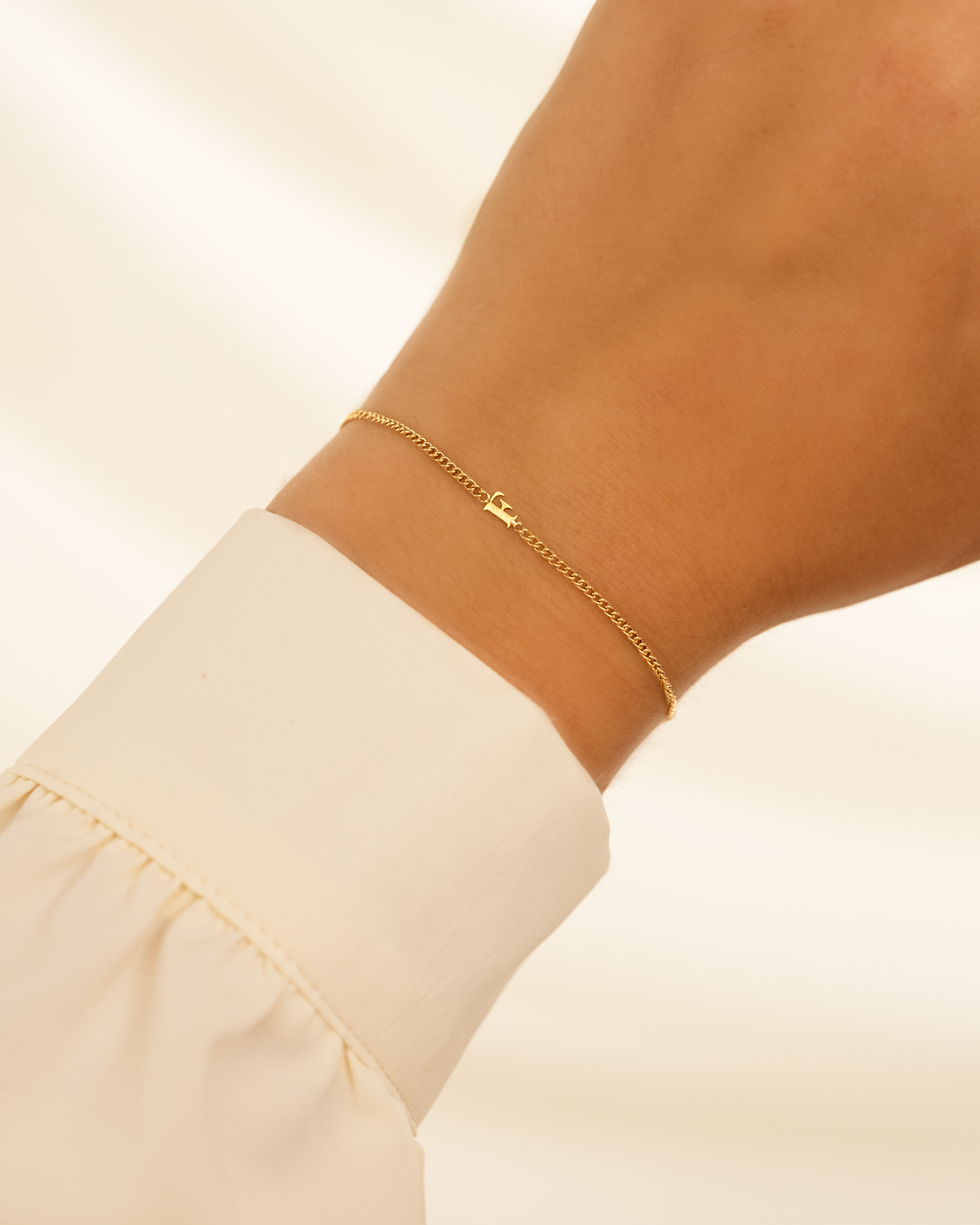 armband-goud-initiaal